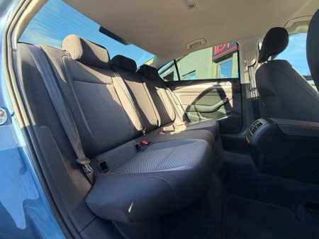 2018 Volkswagen Passat - photo 22