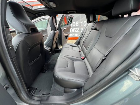 2018 Volvo V60 - photo 15