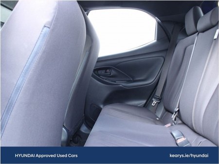 2021 Toyota Yaris - photo 7