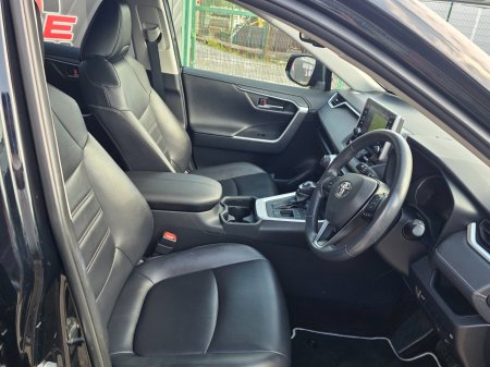 2020 Toyota RAV4 - photo 9