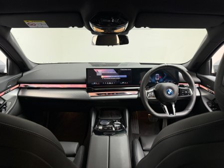2026 BMW 5-Series - photo 10