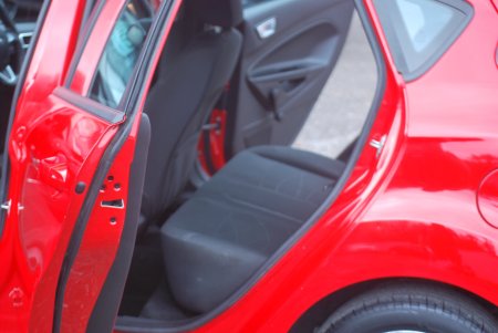 2016 Ford Fiesta - photo 8