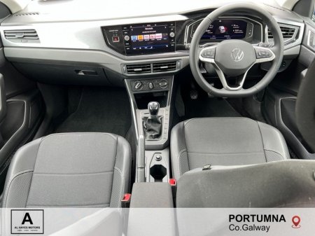 2022 Volkswagen Taigo - photo 2