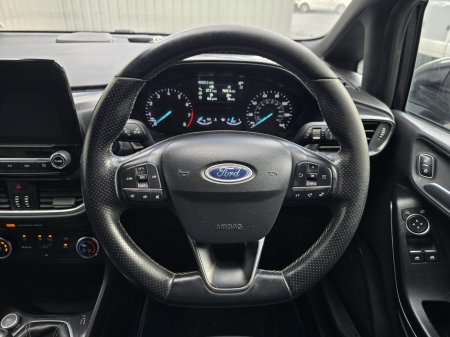 2018 Ford Fiesta - photo 17