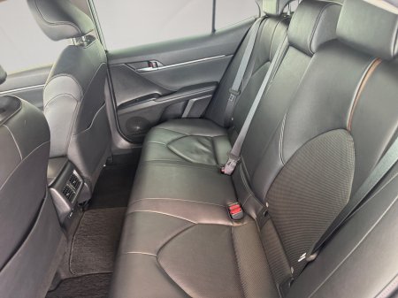 2020 Toyota Camry - photo 16