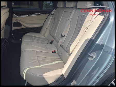 2020 BMW 5-Series - photo 8