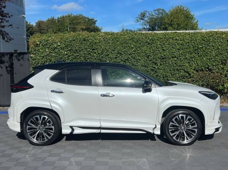 2023 Toyota Yaris Cross - photo 2