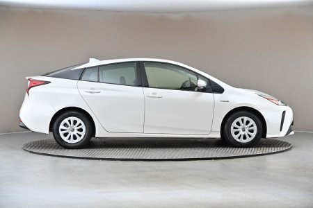 2020 Toyota Prius - photo 11