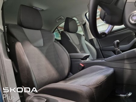 2024 Skoda Octavia - photo 23