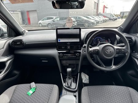 2026 Toyota Yaris Cross - photo 8