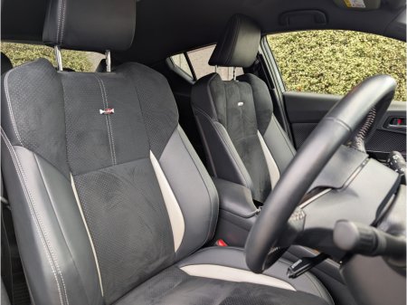 2020 Toyota C-HR - photo 13