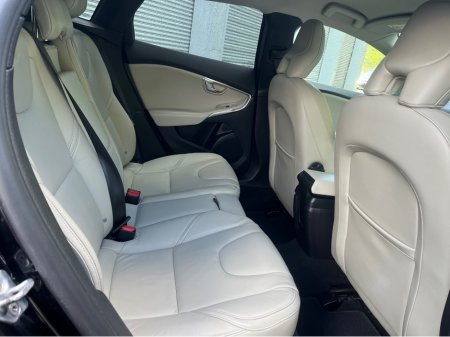 2017 Volvo V40 - photo 11