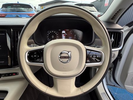 2019 Volvo V90 - photo 23