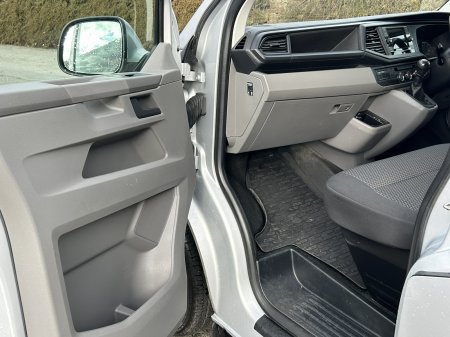 2020 Volkswagen Transporter - photo 19