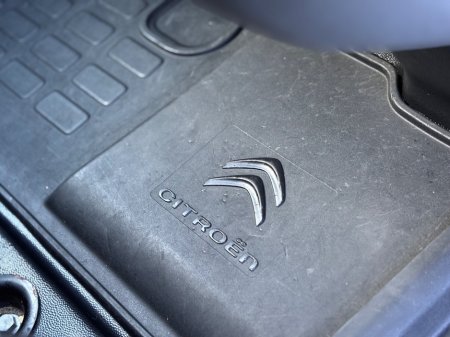 2020 Citroen Dispatch - photo 28