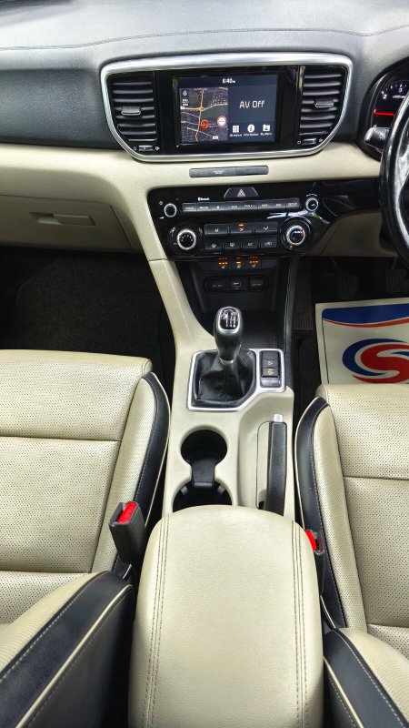 2020 Kia Sportage - photo 23
