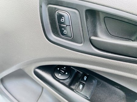 2022 Ford Transit Connect - photo 18