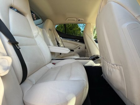 2015 Porsche Panamera - photo 8