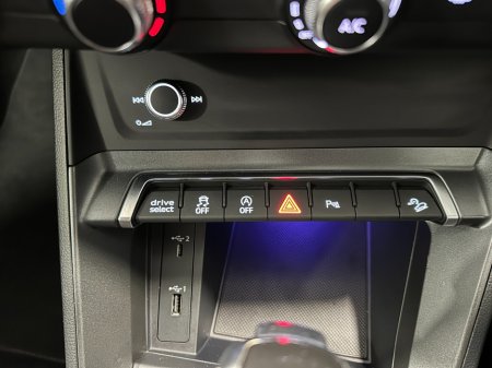 2019 Audi Q3 - photo 34
