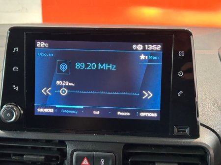 2021 Peugeot Partner - photo 8