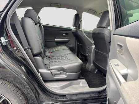 2013 Toyota Prius - photo 15