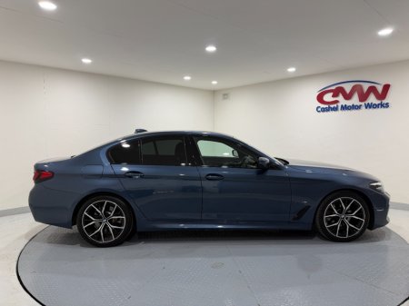 2023 BMW 5-Series - photo 8