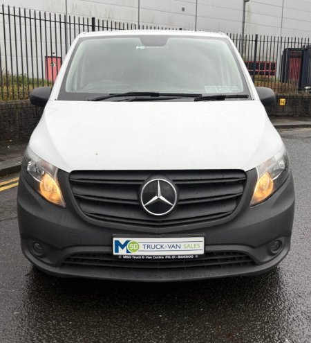 2021 Mercedes-Benz Vito - photo 2