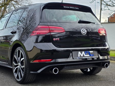 2020 Volkswagen Golf - photo 17