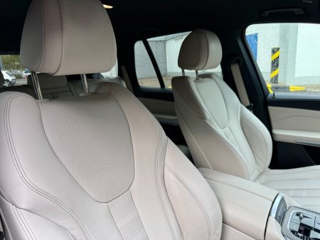 2021 BMW X5 - photo 12