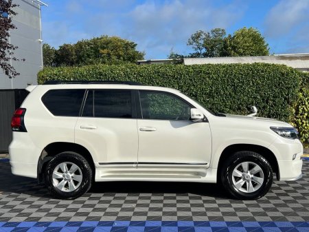 2023 Toyota Land Cruiser - photo 3