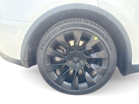 2022 Tesla Model Y - photo 12