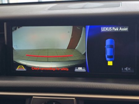 2019 Lexus IS - photo 11
