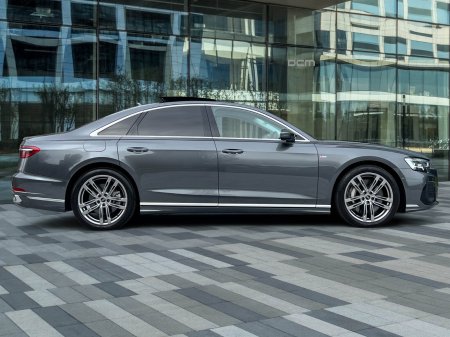 2023 Audi A8 - photo 5
