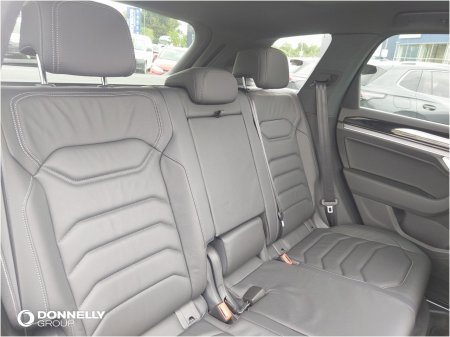 2026 Volkswagen Touareg - photo 9