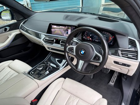 2021 BMW X7 - photo 11