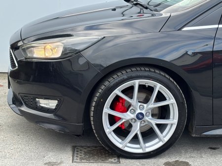 2015 Ford Focus - photo 4