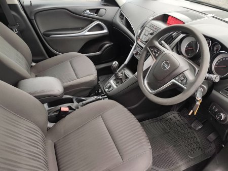 2016 Opel Zafira - photo 8