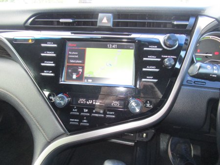 2020 Toyota Camry - photo 14