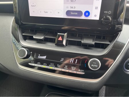 2023 Toyota Corolla - photo 17