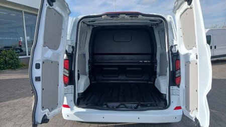 2025 Ford Transit Custom - photo 23