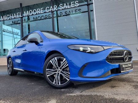 2027 Mercedes-Benz CLA CLA 200 HEV SALOON PROGRESSIVE LINE AUTO *(NIGHT PACK, PANORAMIC SUNROOF)*