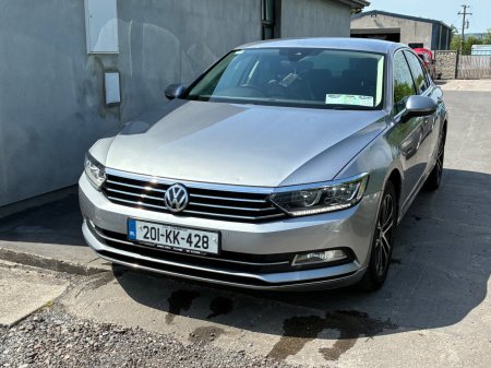 2020 Volkswagen Passat - photo 3