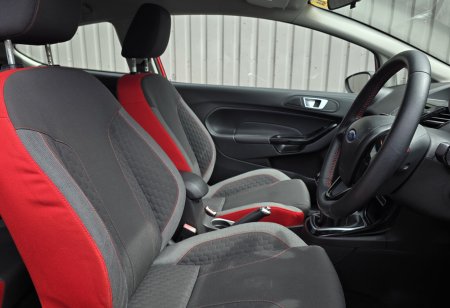 2015 Ford Fiesta - photo 10