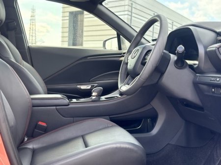2026 Lexus LBX - photo 7