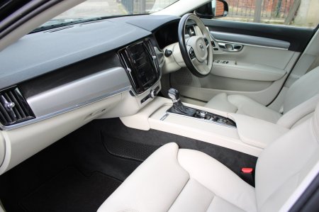 2020 Volvo S90 - photo 8