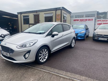 2020 Ford Fiesta - photo 6