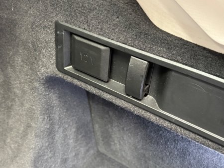 2022 BMW 3-Series - photo 18