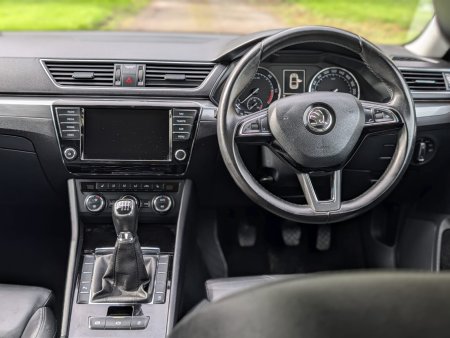 2016 Skoda Superb - photo 9
