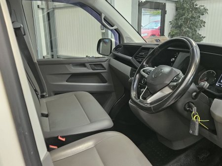 2022 Volkswagen Transporter - photo 9