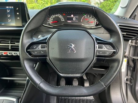2022 Peugeot 2008 - photo 4